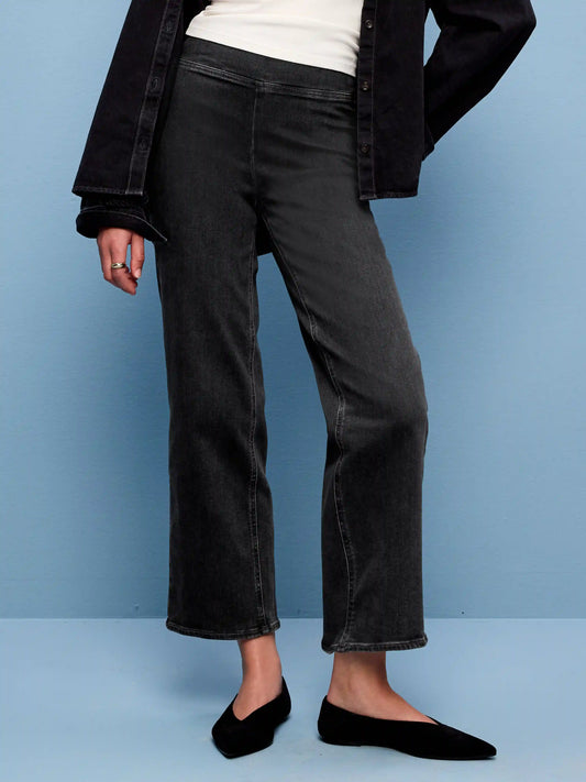 High-Waisted Weekender Pull-On Crop Wide-Leg Jeans