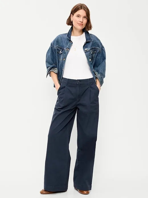 Mid-Rise Pleated Wide-Leg Pants