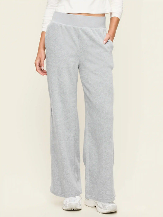 Extra High-Waisted Performance Fleece Wide-Leg Sweatpants